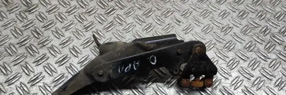 Opel Combo D Sliding door lower roller guide/hinge 51919826 T171D2715