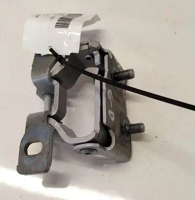 BMW 1 E81 E87 Rear door lower hinge 7239876