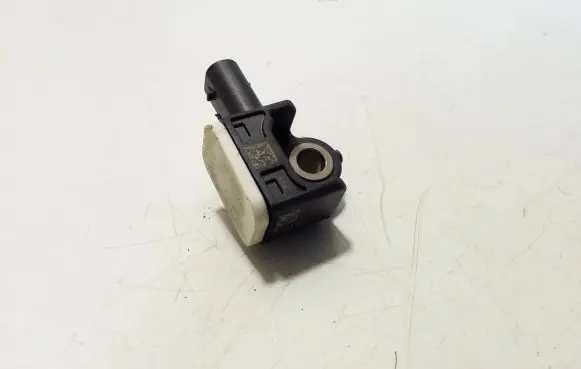 Volkswagen Polo V 6R Airbag deployment crash/impact sensor 6R0959351A