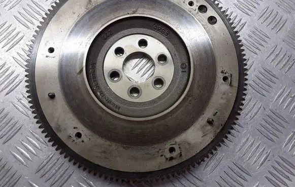 Mitsubishi Colt Flywheel 