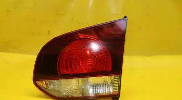Volkswagen Golf VI Tailgate rear/tail lights