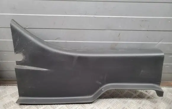 Dodge RAM (C) pillar trim 1EB80XDVAA