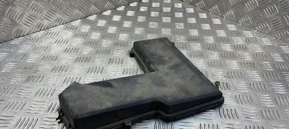 Land Rover Freelander Fuse box cover