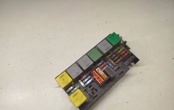 Mercedes-Benz GL X164 Fuse module a1645400072