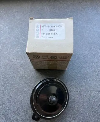 Volkswagen Golf III Horn signal CA5070105 722367 191951113A