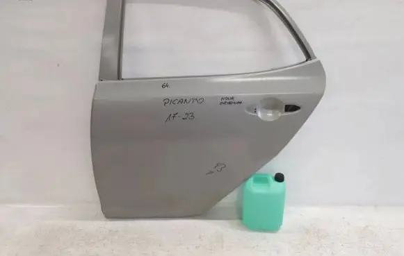 KIA Picanto Rear door