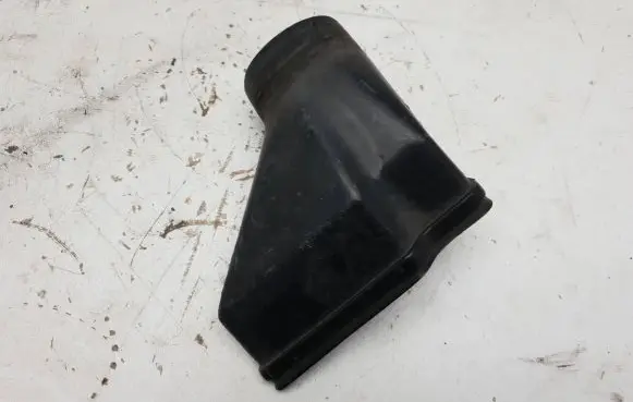 BMW 3 E36 Air intake duct part 1730635