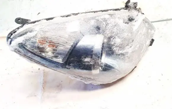 Toyota Corolla Verso AR10 Headlight/headlamp