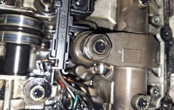 Mitsubishi Outlander Fuel injector