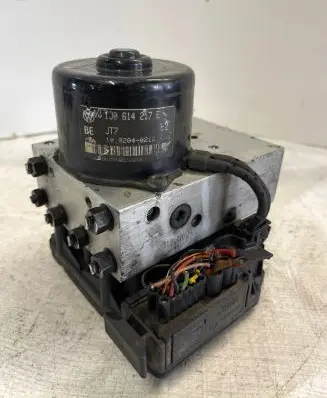 Volkswagen PASSAT B6 ABS Pump 1J0907379Q 345739 10094903323