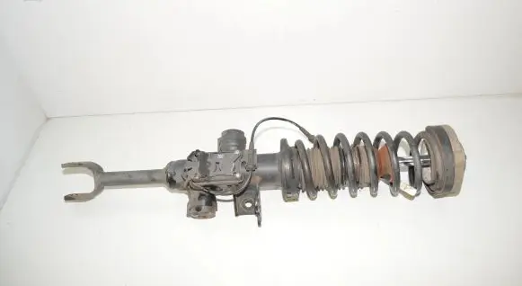 BMW 5 F10 F11 Front shock absorber with coil spring 6863120 31336797821 6797821