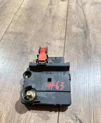 Mercedes-Benz S W220 Fuse box set 0005401950