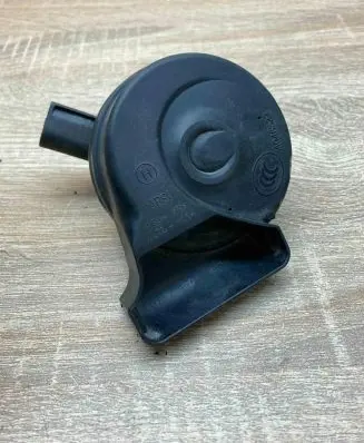 Volkswagen PASSAT B6 Horn signal A046522 AM80SR 55307