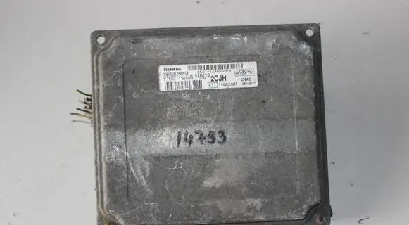 Ford Fiesta Engine control unit/module 6S6112A650FH S120977315H