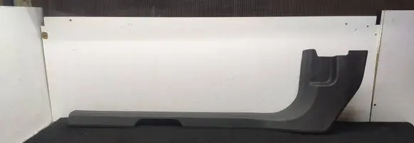 Opel Corsa E Front sill trim cover 13180585 330337437 13219435