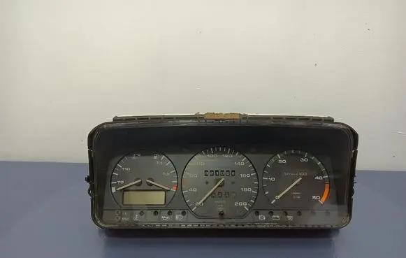 Volkswagen Transporter - Caravelle T4 Speedometer (instrument cluster) 701919033BB