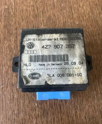 Volkswagen PASSAT B5.5 Light module LCM 4Z7907357 5LA00808110