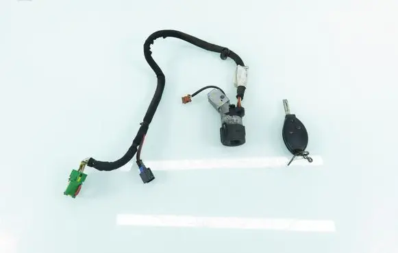 Peugeot 807 Ignition lock 9648445180 36353100