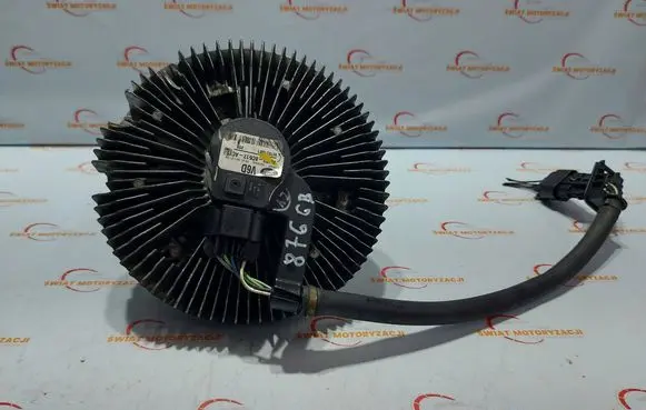 Land Rover Discovery 4 - LR4 Viscous fan clutch AH328C617AC