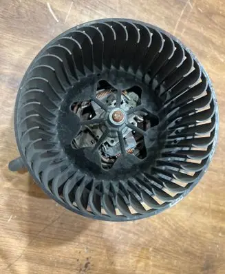 BMW 1 E81 E87 Heater fan/blower 985466N CZ1163600372 6933663