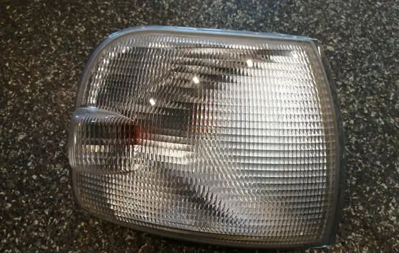 Volkswagen Transporter - Caravelle T4 Front indicator light