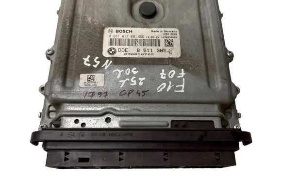 BMW 5 F10 F11 Engine control unit/module 8511385 0281017081