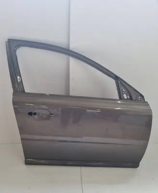 Volvo V70 Front door 31298284