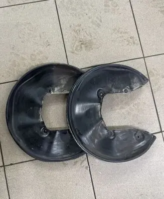 Audi A6 S6 C6 4F Rear brake disc plate dust cover