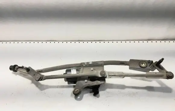 Volvo S80 Front wiper linkage and motor 09151848