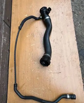 BMW X1 E84 Engine coolant pipe/hose 7612444 17127612444