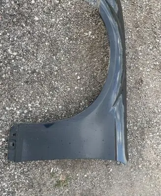 Lancia Thema Fender