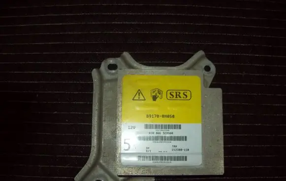Toyota Aygo AB10 Airbag control unit/module 891700H050 212388110