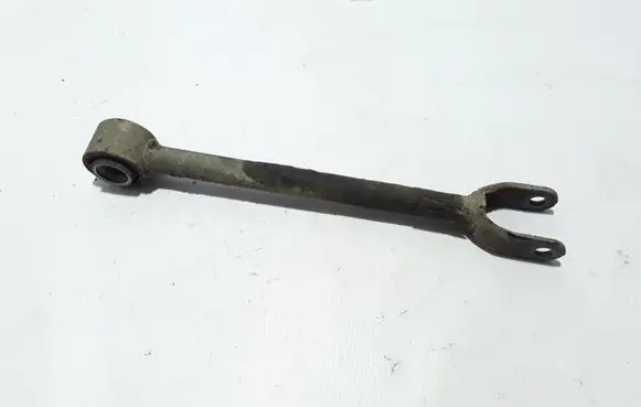 Renault Latitude (L70) Rear control arm 551107220R