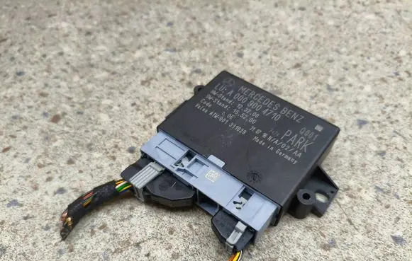 Mercedes-Benz C W205 Parking PDC control unit/module A0009004710