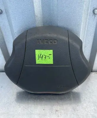 Steering wheel airbag