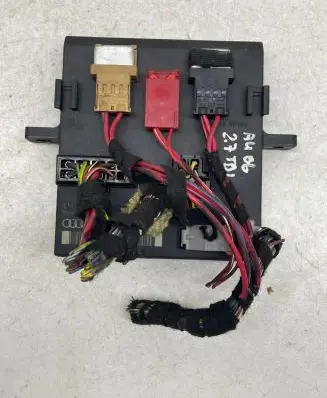 Audi A4 S4 B6 8E 8H Comfort/convenience module 8E0907279N