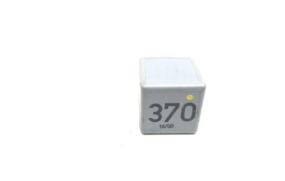 Audi A6 S6 C6 4F Other relay 8D0951253 V23134J52X300