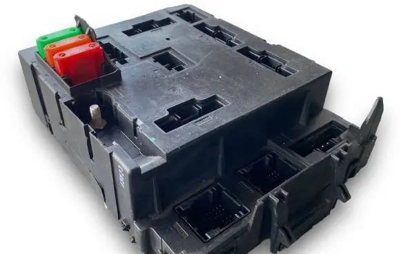 Smart ForTwo II Central body control module A4519001902