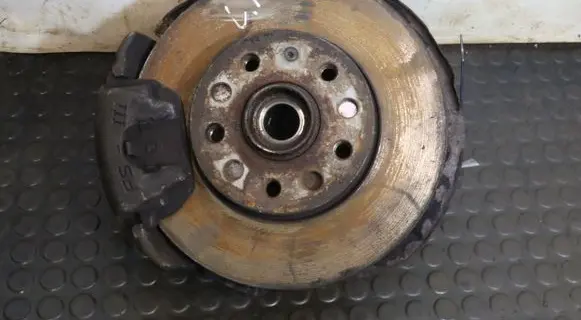 Skoda Octavia Mk3 (5E) Front wheel hub spindle knuckle