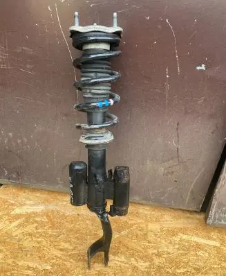 Mercedes-Benz C AMG W205 Front shock absorber/damper A2053205600