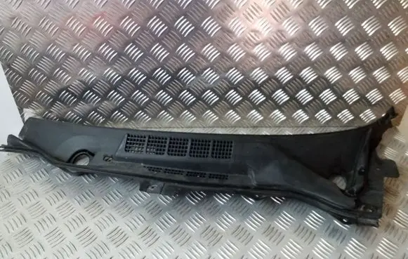 Infiniti FX Wiper trim 66863CG000