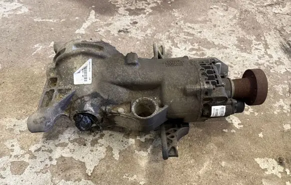 Land Rover Freelander 2 - LR2 Rear differential 6G9N4N053BP P31256297