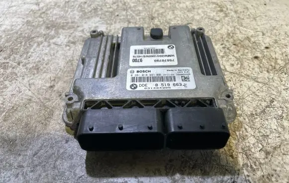Mini Cooper Countryman R60 Engine control unit/module 8519663 031404305 0281018991