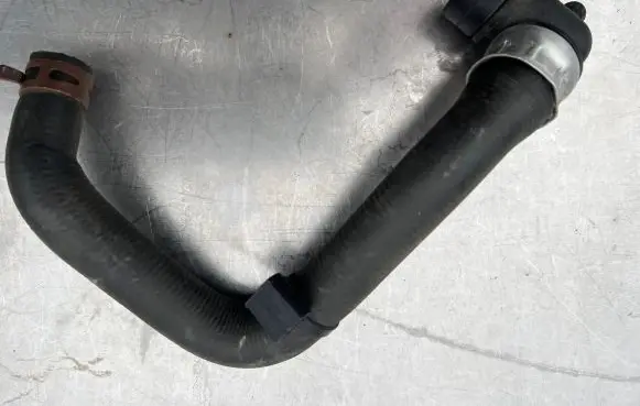 Renault Zoe Engine coolant pipe/hose 924337050R