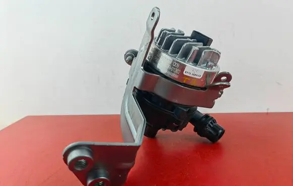 Mercedes-Benz GLC C254 Water pump A0005000801