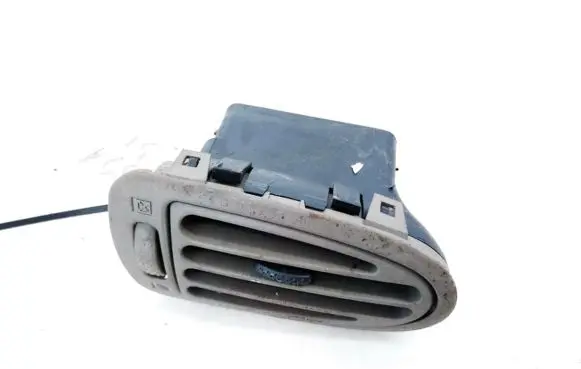 Mitsubishi Galant Dash center air vent grill SP5323