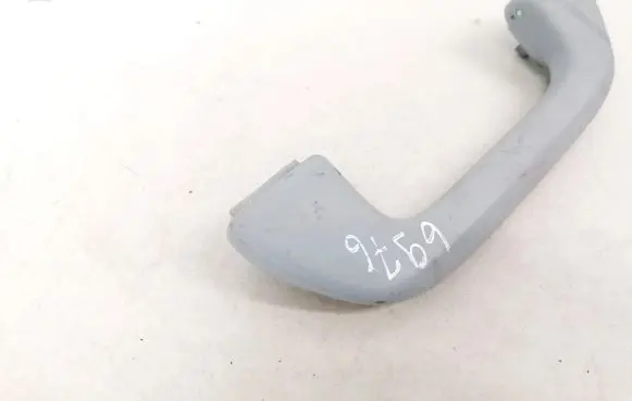 Honda CR-V Front interior roof grab handle