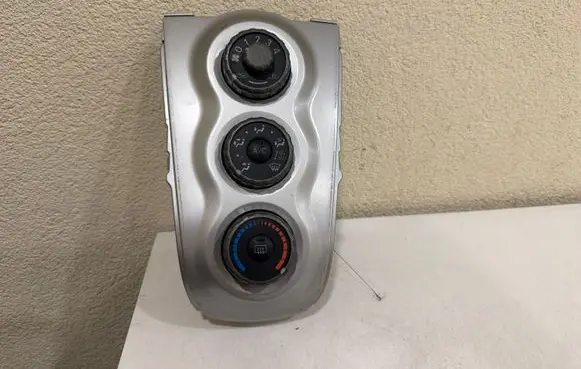 Toyota Yaris Climate control unit 554060D190