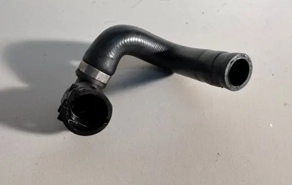 BMW X5 E70 Engine coolant pipe/hose 7880092