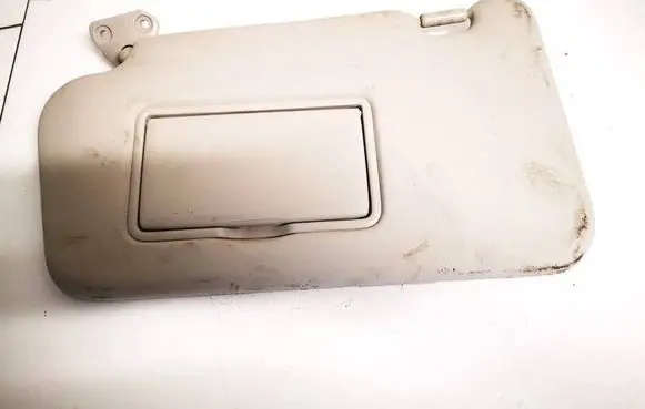 Nissan Juke I F15 Sun visor